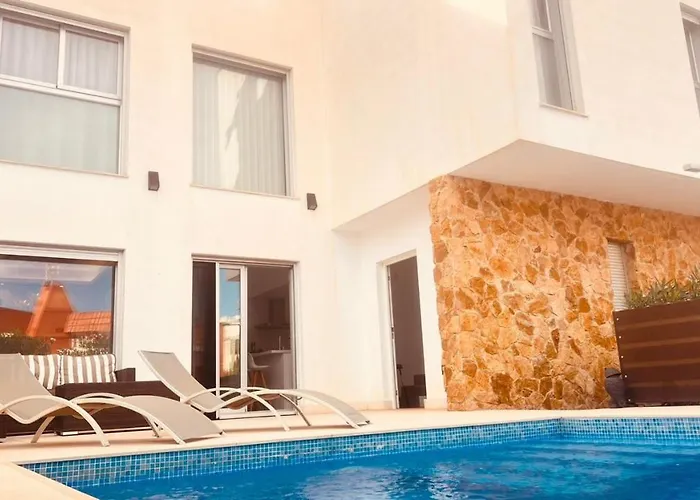 Luxury With Swimmingpool Σαλέ Τορεβιέχα